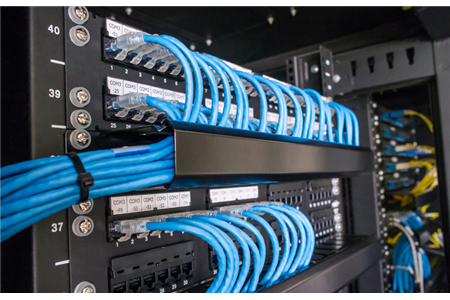 تجهیزات شبکه:پچ پنل چیست؟