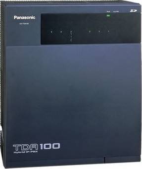 دستگاه سانترال پاناسونیک مدل KX-TDA100DBP با طراحی مدرن و ابعاد 270×334×390 میلی‌متر، مناسب برای کسب‌وکارهای متوسط تا بزرگ با ظرفیت پشتیبانی حداکثر 128 خط شهری و 232 خط داخلی
