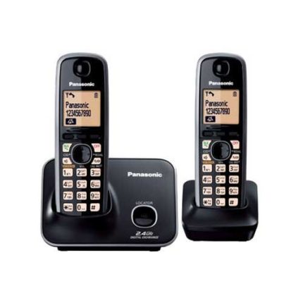 تلفن بی‌سیم پاناسونیک مدل KX-TG3711 با طراحی ساده و صفحه‌نمایش با نور پس‌زمینه کهربایی، مناسب برای استفاده در منازل و دفاتر کوچک.​