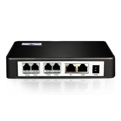 گیت‌وی ویپ MX8A-HX4E با پورت‌های FXO و FXS، پشتیبانی از پروتکل‌های SIP و MGCP، کدک‌های صوتی متنوع و قابلیت‌های مدیریتی پیشرفته برای اتصال خطوط تلفن آنالوگ به شبکه VoIP.
